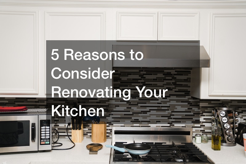 should I renovate my kitchen before selling